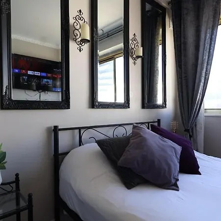 Orphelin2 Balneo Plaisir & Detente Au Centre Ρενς